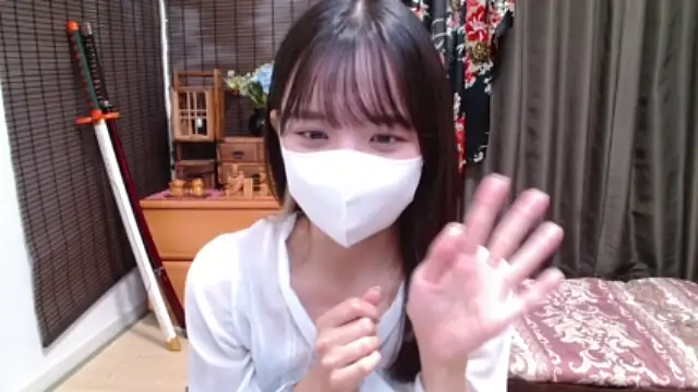 Kanyan_ naked strip on cam for live sex video chat