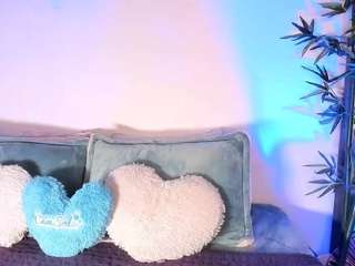 Lilii Moon nude Live Sex Chat Room