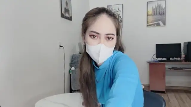Mono-Stewardesss naked strip on cam for live sex video chat