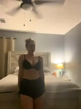 fitblonde007 naked strip on cam for live sex video chat