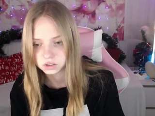 LauraCherrys nude Live Sex Chat Room