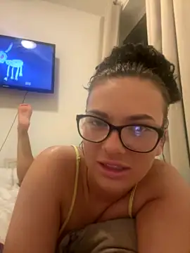 littlemisslilly naked strip on cam for live sex video chat