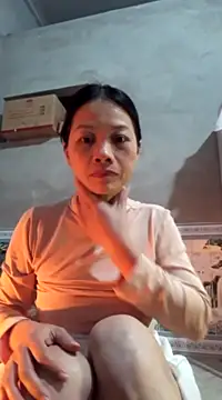 Aninyin22 naked strip on cam for live sex video chat