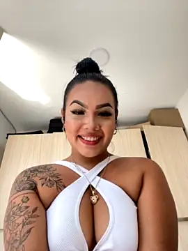 daffne__ naked strip on cam for live sex video chat