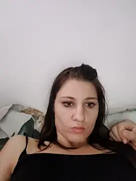 ErinandErik naked strip on cam for live sex video chat