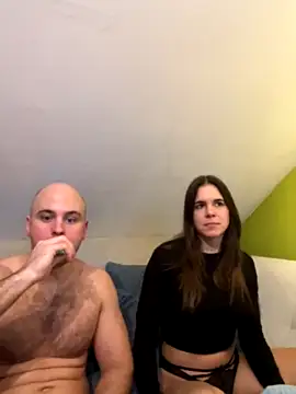 FitnessCouple93 naked strip on cam for live sex video chat