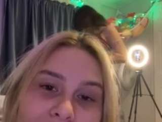 LizalicksXO nude Live Sex Chat Room