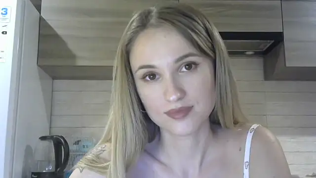 LoveStayy naked strip on cam for live sex video chat