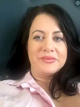 natalyiaa naked strip on cam for live sex video chat