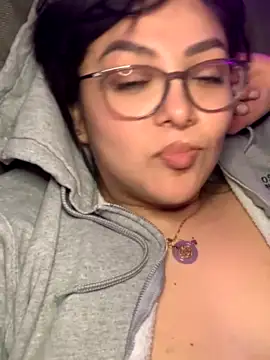 nativepumpkin95 naked strip on cam for live sex video chat