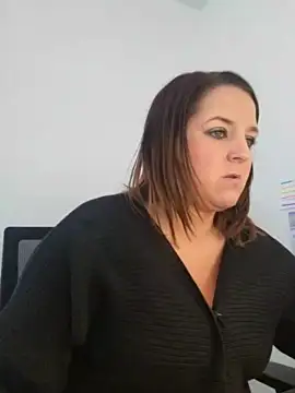 SouthernSass4U naked strip on cam for live sex video chat