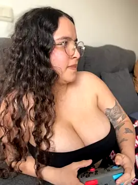 sweet_sully_ naked strip on cam for live sex video chat