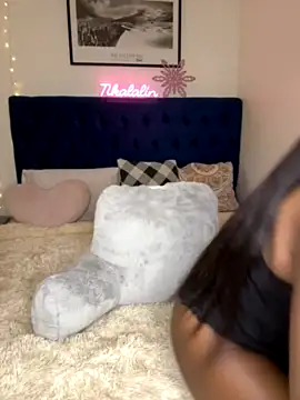 Tikalalin naked strip on cam for live sex video chat