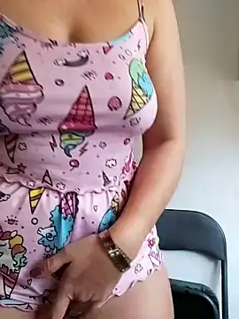 YasmineElbana naked strip on cam for live sex video chat