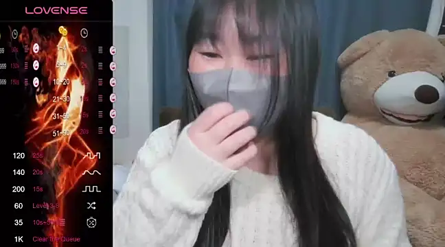 yuinyan naked strip on cam for live sex video chat