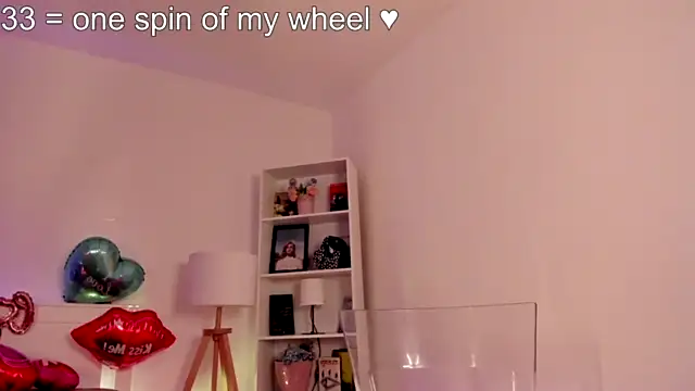 Amelia_Crown naked strip on cam for live sex video chat
