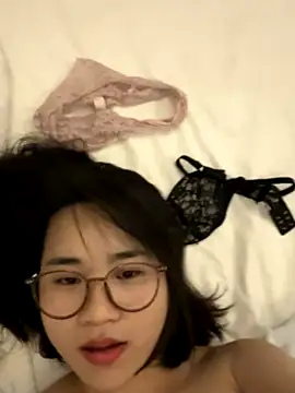 Chaiko_Nguyen naked strip on cam for live sex video chat