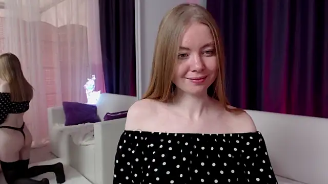 ElinaLun naked strip on cam for live sex video chat