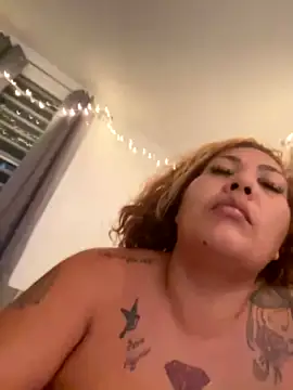 Exotickittykatt naked strip on cam for live sex video chat