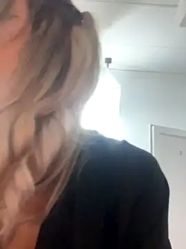 IvySamek naked strip on cam for live sex video chat