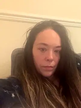 kira62 naked strip on cam for live sex video chat
