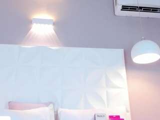 MiaTomas nude Live Sex Chat Room