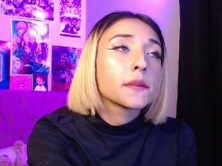 Nicki Young nude Live Sex Chat Room