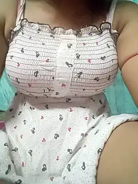 baby_lija naked strip on cam for live sex video chat