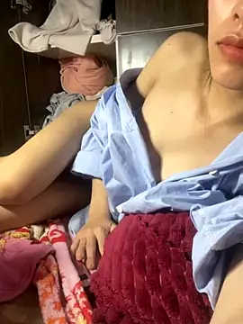 Mai_lyna naked strip on cam for live sex video chat