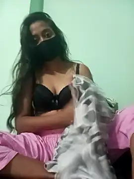 Papri- naked strip on cam for live sex video chat