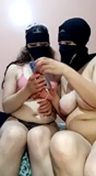 salma-69 naked strip on cam for live sex video chat