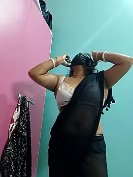 Sexy-mari naked strip on cam for live sex video chat