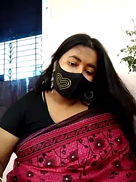 Shreya-Dotto naked strip on cam for live sex video chat
