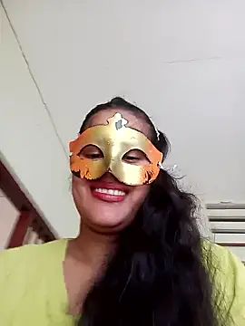 tamilsuyana naked strip on cam for live sex video chat