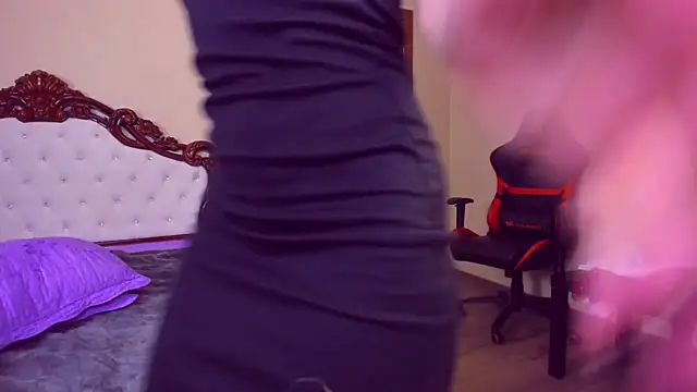 YourPersonalTrainer naked strip on cam for live sex video chat