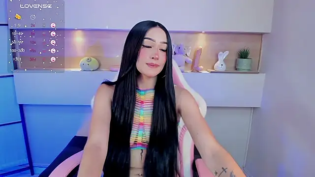 artissbe naked strip on cam for live sex video chat