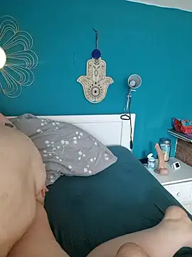 Blackbauty78 naked strip on cam for live sex video chat