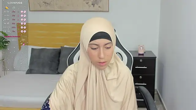 chaymae_nah_ naked strip on cam for live sex video chat