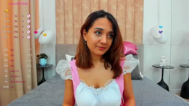 Gabriella_Wils naked strip on cam for live sex video chat