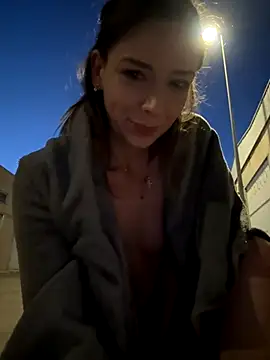 HopeHeaven naked strip on cam for live sex video chat