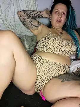 LunaRaeNWO2 naked strip on cam for live sex video chat