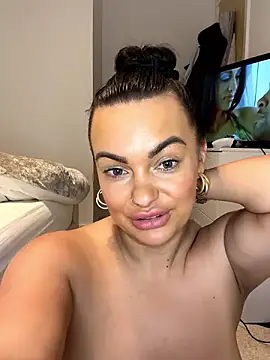 Miss_Laylaa naked strip on cam for live sex video chat