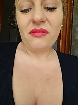 OpenMind90 naked strip on cam for live sex video chat