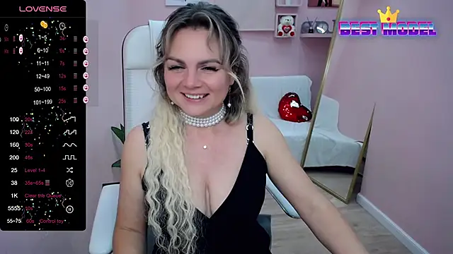 _Sweet_cake_ naked strip on cam for live sex video chat