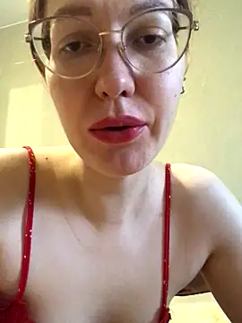 _Sweet_Love_ naked strip on cam for live sex video chat