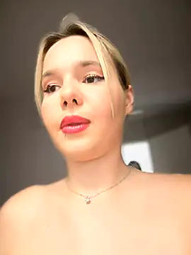 TheCinderella naked strip on cam for live sex video chat