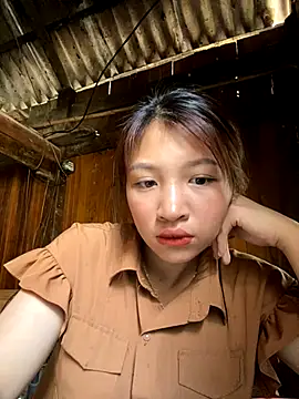vangmay466pm naked strip on cam for live sex video chat