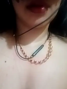Vidhurani1194 naked strip on cam for live sex video chat