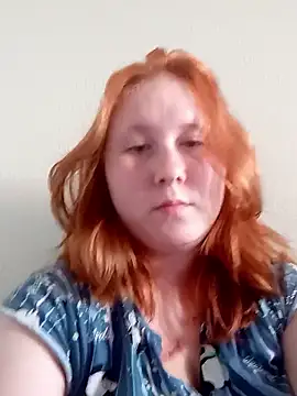 AmyFoxxy naked strip on cam for live sex video chat
