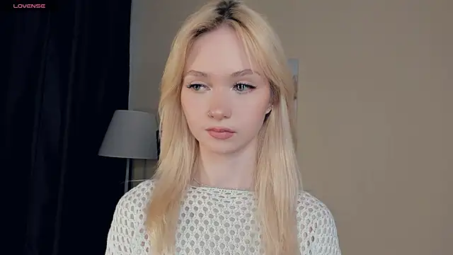 CathyPalmer naked strip on cam for live sex video chat